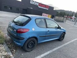 Utilisé 2003 Peugeot 206 Premium Berline | 2 200 €