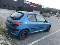 Utilisé 2003 Peugeot 206 Premium Berline | 2 200 € (Prix cher)
