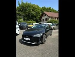 Rouge Occasion 2023 Ford Focus Viva Berline | 21 990 € (Prix juste)