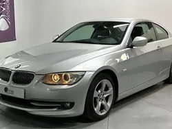 Gris Utilisé 2012 BMW 325 Coupé | 13 499 €