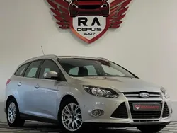 Gris Utilisé 2011 Ford Focus Titanium Break | 7 999 €