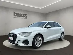 Blanc Utilisé 2024 Audi A3 Sport Berline | 34 200 € (Bon prix)