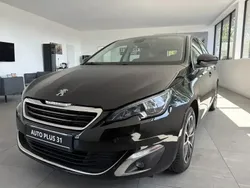 Utilisé 2015 Peugeot 308 Allure Berline | 9 990 € (Prix cher)