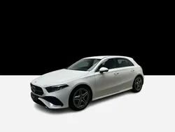 Blanc Utilisé 2024 Mercedes A200 AMG line Berline | 35 374 € (Bon prix)