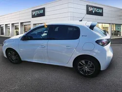 Blanc Utilisé 2022 Peugeot 208 Style Citadine | 15 470 € (Prix juste)