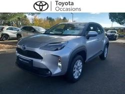 Gris minéral (m) Occasion 2023 Toyota Yaris Hybrid Business Edition SUV | 21 980 € (Bon prix)
