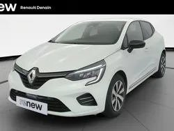 Blanc Utilisé 2023 Renault Clio V Evolution Citadine | 13 999 € (Bon prix)