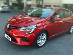 Rouge Utilisé 2020 Renault Clio V Zen Berline | 13 357 € (Prix juste)