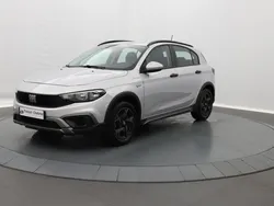 Gris Utilisé 2022 Fiat Tipo Cross Berline | 17 739 € (Bon prix)