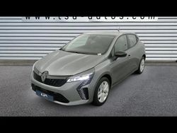 Gris Nouvelle 2025 Renault Clio V Evolution Berline | 21 980 € (Prix assez cher)