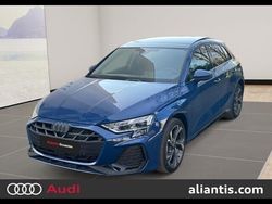 Bleu ascari métallisé Utilisé 2025 Audi A3 Sportback e-tron S-Line Berline | 52 888 €