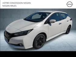 Qabgblanc lunairemet Utilisé 2023 Nissan Leaf N-Connecta Citadine | 16 990 € (Prix juste)