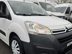 Blanc Utilisé 2014 Mercedes Vito Monospace | 11 490 €