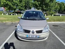 Utilisé 2007 Renault Grand Scénic II Dynamique Monospace | 2 200 €