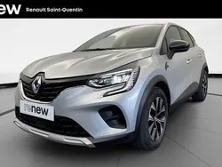 Gris Utilisé 2024 Renault Captur Evolution SUV | 18 990 € (Prix juste)
