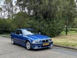 Bleu Utilisé 1997 BMW M3 Sport Line Coupé | 44 750 €