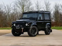 Noir Utilisé 2016 Land Rover Defender SUV | 64 950 €