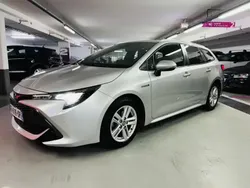 Utilisé 2021 Toyota Corolla Business Edition Break | 17 290 € (Prix juste)