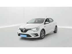 Blanc Utilisé 2022 Renault Mégane IV Evolution Berline | 17 990 € (Prix juste)