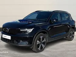 Noir Utilisé 2022 Volvo XC40 Plus SUV | 30 499 € (Prix juste)