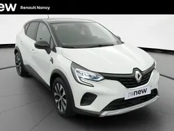 Blanc Utilisé 2024 Renault Captur Evolution SUV | 17 147 € (Bon prix)