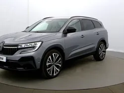 Gris Utilisé 2024 Renault Espace Iconic Monospace | 43 699 € (Prix assez cher)