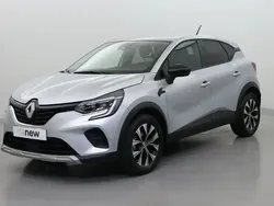 Gris Utilisé 2023 Renault Captur Evolution SUV | 16 690 € (Bon prix)