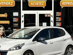 Blanc Utilisé 2016 Peugeot 208 Style Citadine | 5 990 € (Super prix)