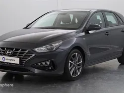 Noir Utilisé 2023 Hyundai i30 Berline | 18 799 € (Prix juste)