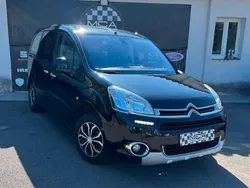 Noir Utilisé 2014 Citroën Berlingo Monospace | 8 490 € (Prix assez cher)