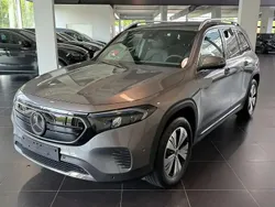 Noir Utilisé 2023 Mercedes EQB250 Progressive SUV | 34 950 € (Bon prix)