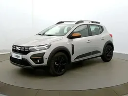 Gris Utilisé 2024 Dacia Sandero Extreme Citadine | 16 490 € (Prix juste)