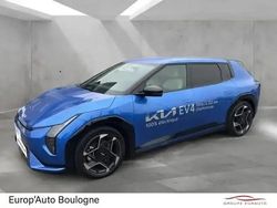 Bleu Occasion 2025 Kia EV4 GT-Line Citadine | 39 900 € (Prix juste)