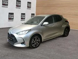Utilisé 2023 Toyota Yaris Hybrid Design Berline | 20 490 € (Prix juste)