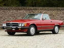 Rouge Occasion 1986 Mercedes 560 Cabriolet | 43 500 €