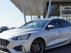 Utilisé 2021 Ford Focus ST-Line Berline | 19 990 € (Prix assez cher)