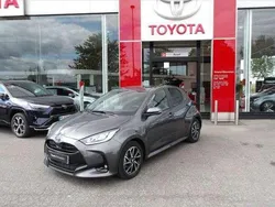 Utilisé 2022 Toyota Yaris Hybrid Design Berline | 20 990 € (Prix juste)