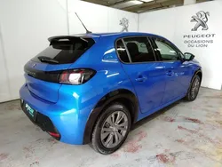 Bleu Utilisé 2023 Peugeot e-208 Allure Citadine | 20 780 € (Prix juste)
