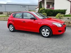 Rouge Utilisé 2010 Hyundai i30 Berline | 5 690 €