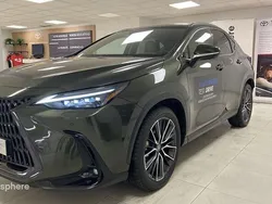 Vert kaki métallisé Utilisé 2025 Lexus NX450h+ Executive Line SUV | 69 500 €
