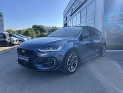 Bleu Utilisé 2022 Ford Focus ST-Line | 21 599 € (Prix juste)