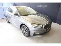 Gris Utilisé 2024 Skoda Fabia Selection Berline | 22 451 € (Prix juste)