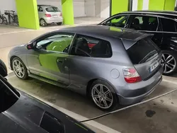 Gris Utilisé 2005 Honda Civic Type R Berline | 19 500 €