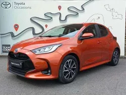 Utilisé 2022 Toyota Yaris Hybrid Design Berline | 19 990 € (Prix juste)