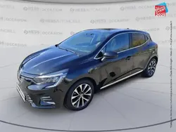Noir Utilisé 2023 Renault Clio V Techno Berline | 15 499 € (Prix juste)