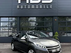 Utilisé 2017 Peugeot 208 Style Citadine | 9 990 € (Prix assez cher)