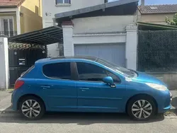 Utilisé 2007 Peugeot 207 Premium Berline | 2 500 € (Bon prix)