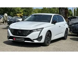 Blanc Nouvelle 2025 Peugeot 308 Allure Berline | 27 990 € (Prix juste)
