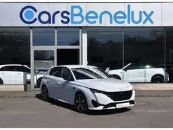 Blanc Nouvelle 2025 Peugeot 308 GT Berline | 30 441 € (Prix juste)