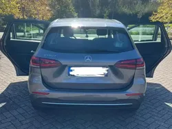 Gris Utilisé 2019 Mercedes B180 AMG line Monospace | 17 000 € (Super prix)